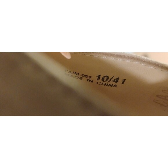 42 Gold "Fire" suede pointed toe, ankle strap pump - Picture 4 of 4